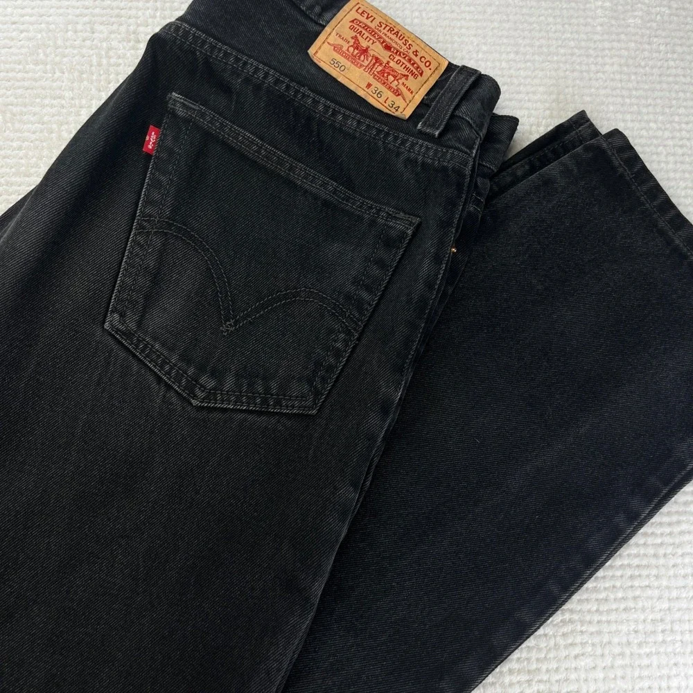 Levis 550 Relaxed Fit Mens Black Denim Jeans 36x34 Cotton Tapered Leg